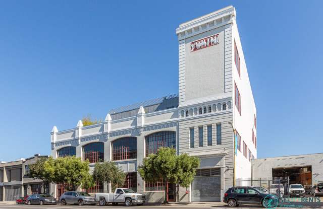 SoMA: Ground Level Conversion Live/Work Loft @ Stagecoach Lofts w/ FREE Fiber Internet, Parking  W/D photos photos