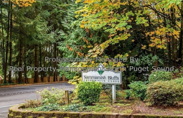 4717 W Lake Sammamish Pkwy SE - 4717 West Lake Sammamish Parkway Southeast, Issaquah, WA 98027