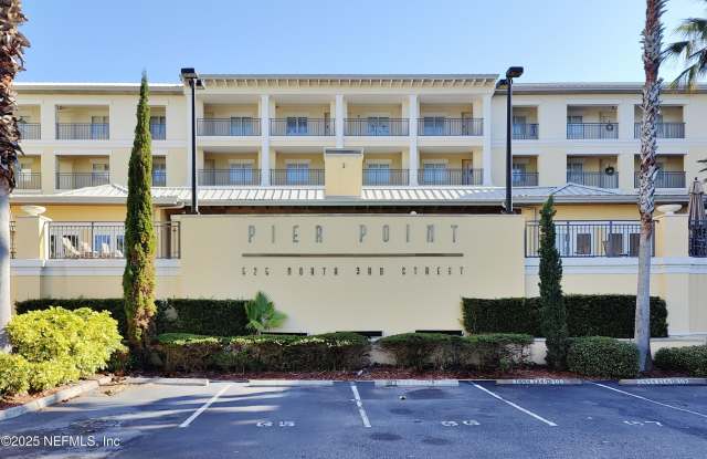 525 3RD Street N unit: 305 photos photos