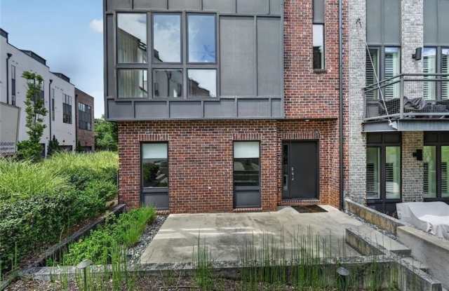 1214 Chelsea Circle Gallery 2