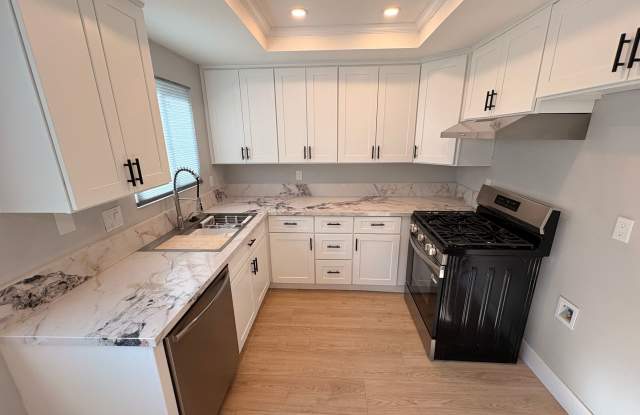 1708 Fairfield Ct Gallery 1