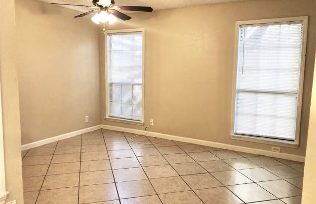 10573 Starcrest Dr Gallery 3
