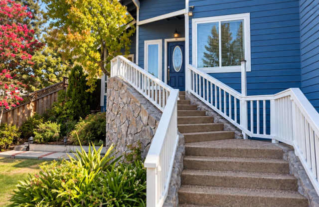 Executive Home in Pleasanton Available Now! Gallery 4