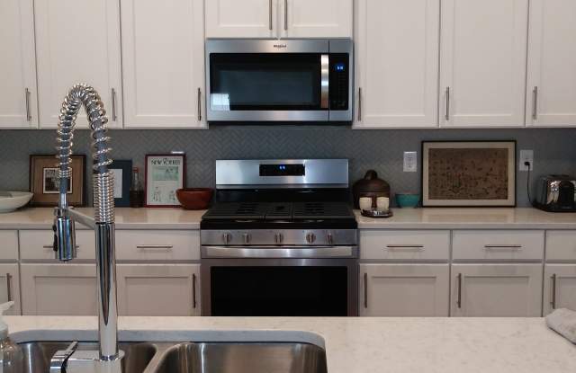 82817 Station Court Gallery 3