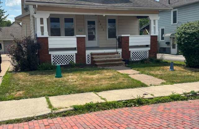 3611 Buechner Ave | Spacious 4-Bedroom, 2-Bath Home with Central Air – Vouchers Welcome photos photos