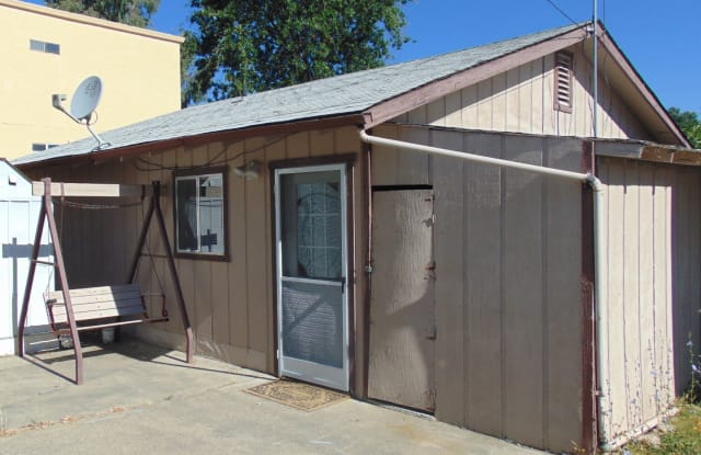 350 16th St Unit B - 350 16th Street, Lakeport, CA 95453