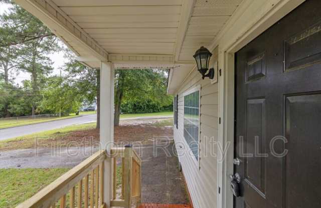 2140 Veterans Drive Gallery 4