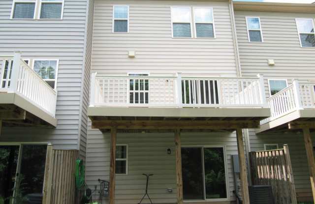 22856 YELLOW OAK TERRACE Gallery 4