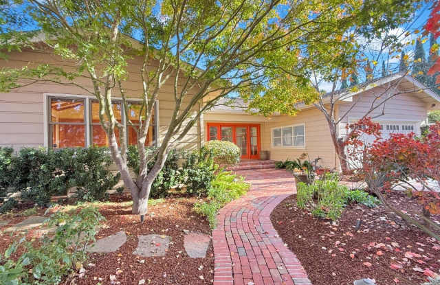 335 Claremont WAY photos photos