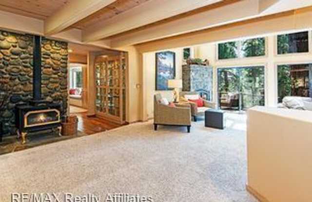 565 SILVERTIP DR. Gallery 4