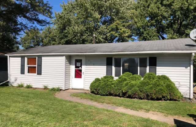 Check out this 2-Bedroom Beautiful House! photos photos