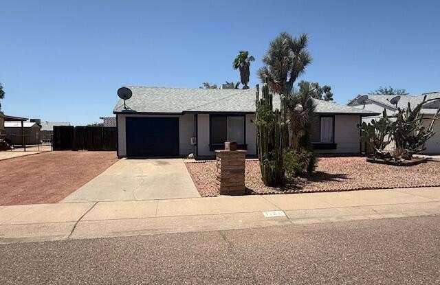 1131 W ROSS Avenue photos photos