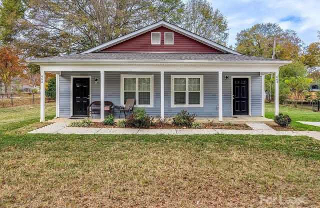 664 Reeves Court - 664 Reeves Court, Charlotte, NC 28208 664 Reeves Court - 664 Reeves Court, Charlotte, NC 28208