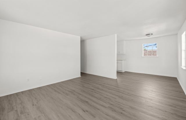 1425 Hibernian St. Gallery 3