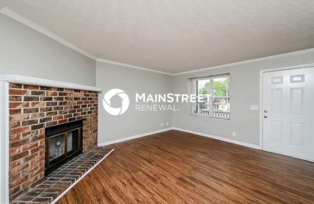 3213 East Lake Drive Gallery 2