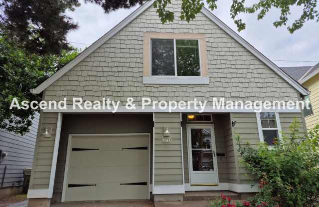 New Lower Price! Tanasbourne Area 3 Bed Fenced Yard 1/2 Block to MAX AVAILABLE NOW! 1 Small Pet Nego photos photos