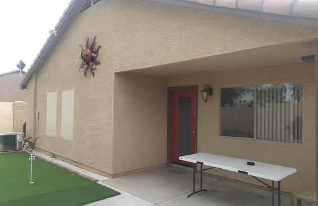 12724 W ALMERIA Road Gallery 4