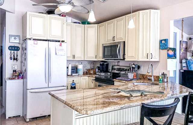 1706 Compass Drive Gallery 2