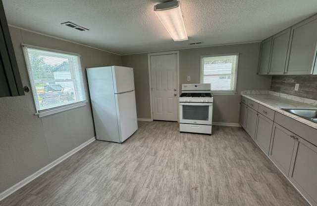 6412 Brown St photos photos