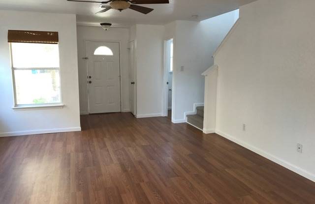 138 Hampton Run W Gallery 3