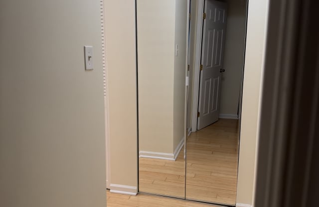 1009 Red Lion Ct Gallery 2
