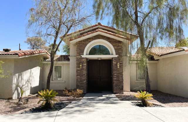 Private custom home on nearly 1.5 acres! - 5328 South Topaz Street, Paradise, NV 89120