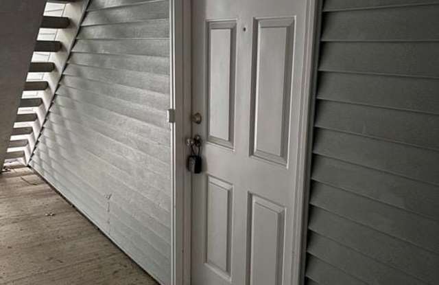 1807 DIAMOND DRIVE Gallery 2