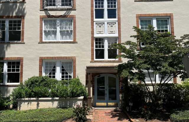 1bd/1ba Condo Across the Street From Piedmont Park! photos photos