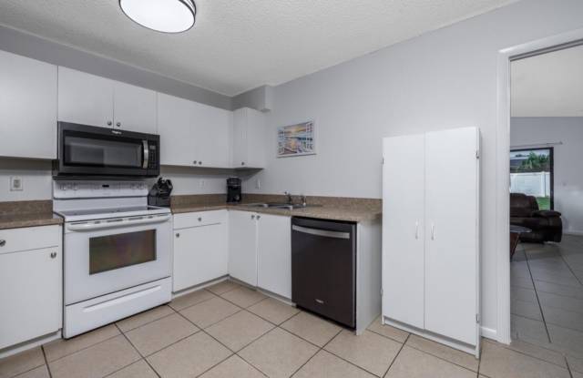 1810 SW GEMINI Lane Gallery 4