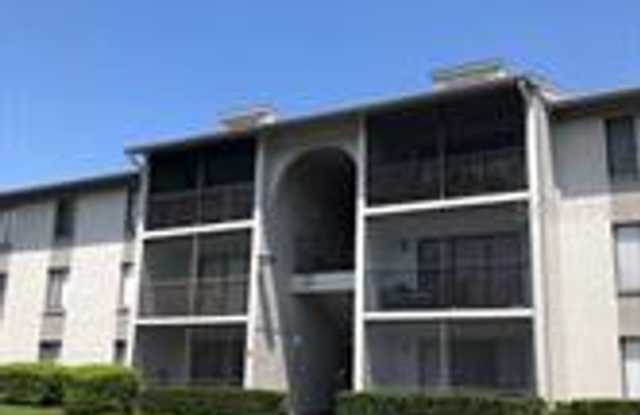 Remodeled 2 Bedroom, 2 Bath Condo in The Pine Ridge Club, Sanford Available Now! photos photos