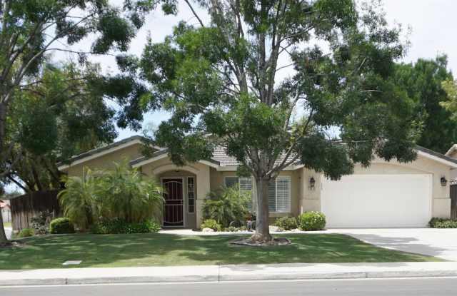5203 Molise Court Gallery 2