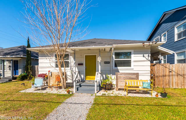 909 CEDAR Street unit: 1 photos photos
