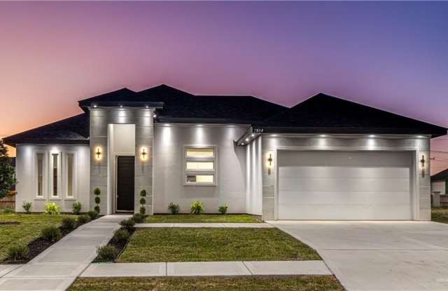 2804 Magnolia Drive E photos photos