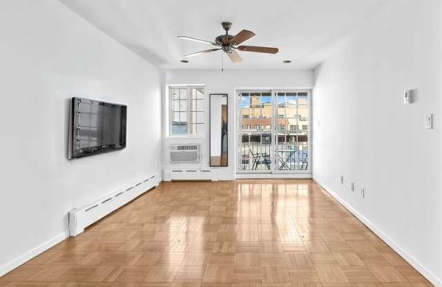 23-31 31st Dr Gallery 1