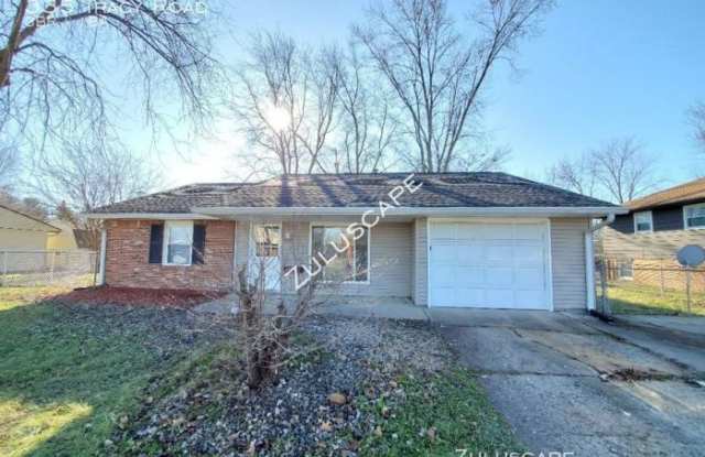 335 Tracy Road - 335 County Road 600 North, New Whiteland, IN 46184