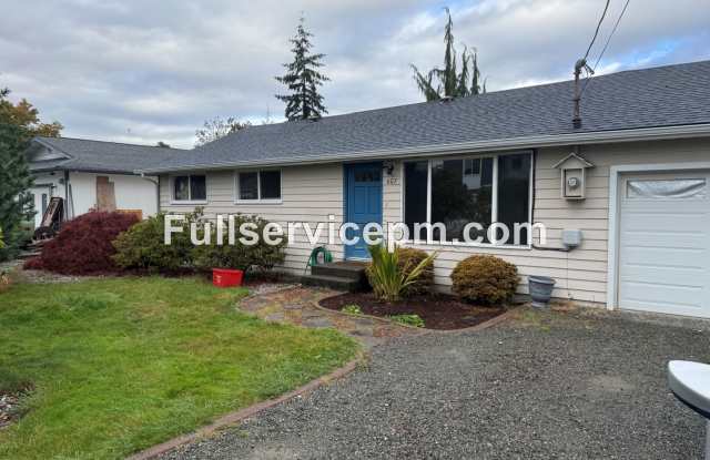 Charming Mid-Century Rambler in Twin Creeks – South Everett Gallery 1