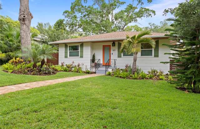 185 27TH AVENUE N Gallery 2