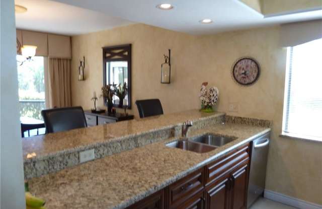 15131 Highlands DR Gallery 4