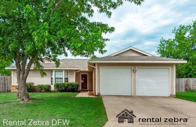2313 Barada Court - 2313 Barada Court, Fort Worth, TX 76133
