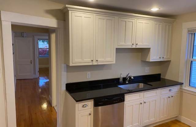 Nicely updated 4 bed in Allston photos photos