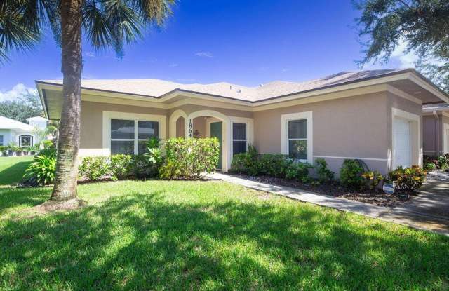 1864 S Dovetail Drive Gallery 2