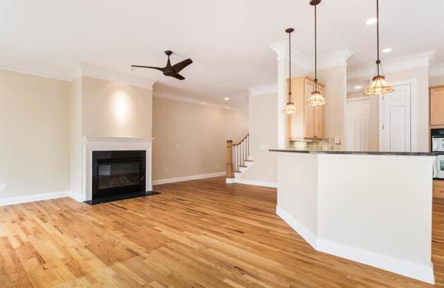 5440 Wentworth Street Gallery 2