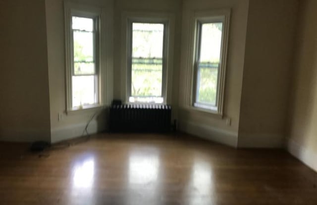 100-102 Sycamore St. - 100 Sycamore St, Somerville, MA 02145