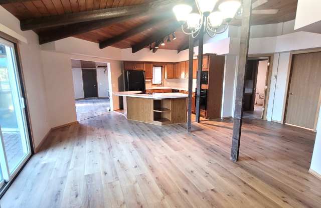 1055 Platteview Drive Gallery 4