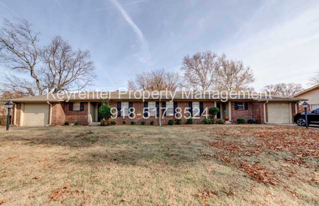 Beautiful 2bed/2bath Duplex!! photos photos