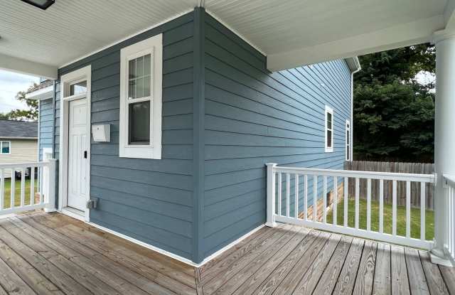 Single Family Home in Hampton Gallery 2