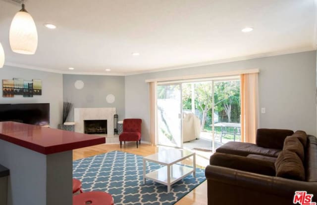 5049 SERRANIA Avenue - 5049 Serrania Avenue, Los Angeles, CA 91364