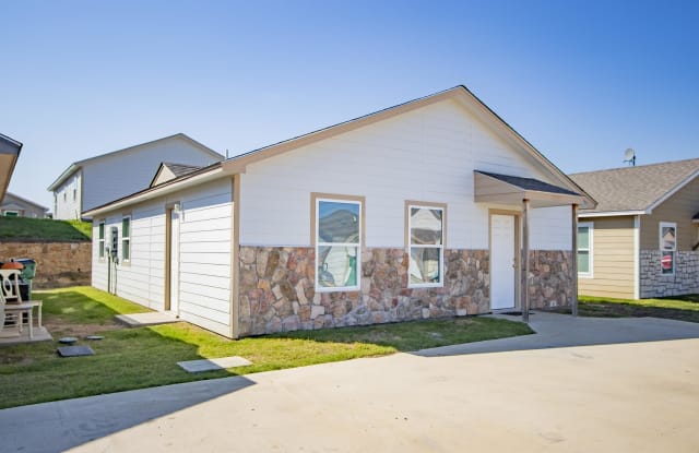 9075 Hines Circle - 9075 Hines Cir, Cresson, TX 76035