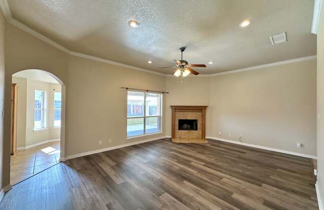 2601 Lavender Ln Gallery 4