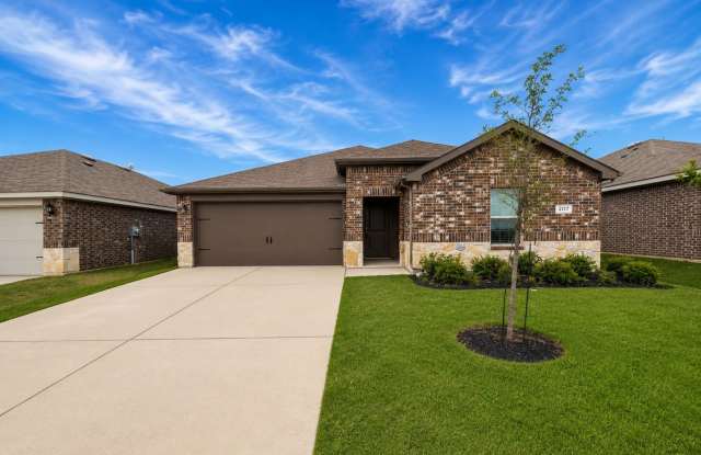 Beautiful 4 Bedrooms House for rent in Royse City! photos photos